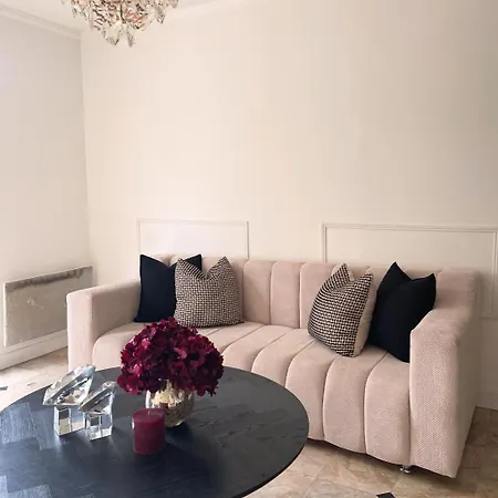 La Maison Du Luxe Ris-Orangis