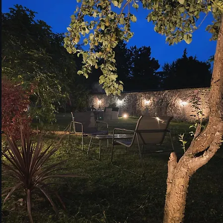 La Maison Du Luxe *