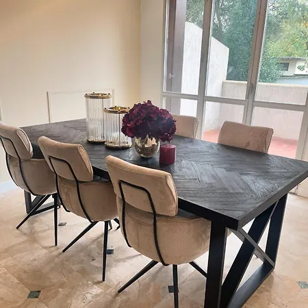 Ferienhaus La Maison Du Luxe Ris-Orangis