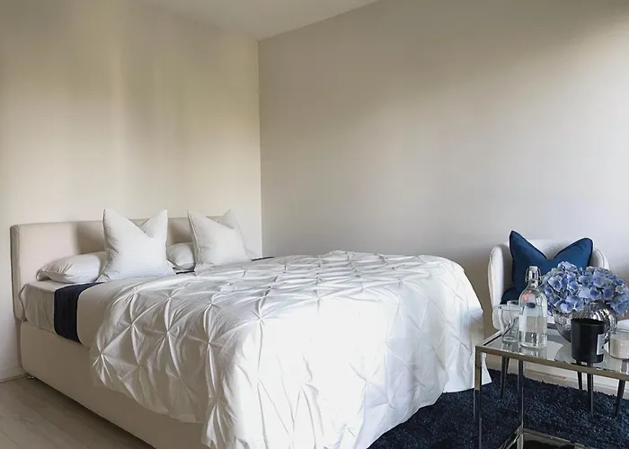 La Maison Du Luxe *