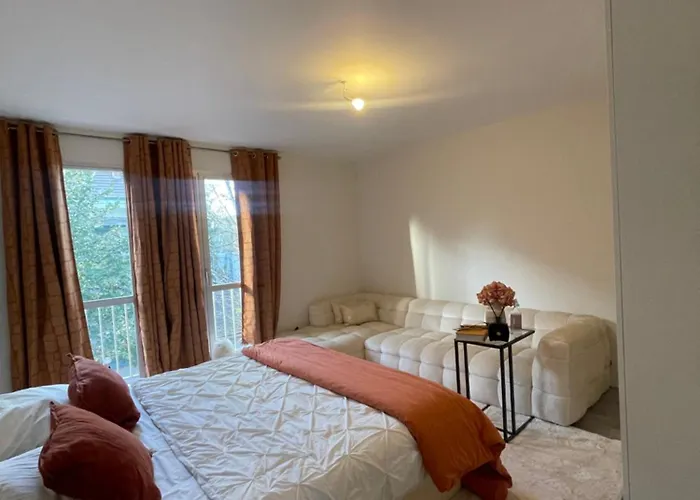 Casa de Férias La Maison Du Luxe Ris-Orangis