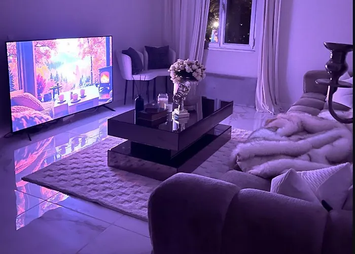 La Maison Du Luxe *